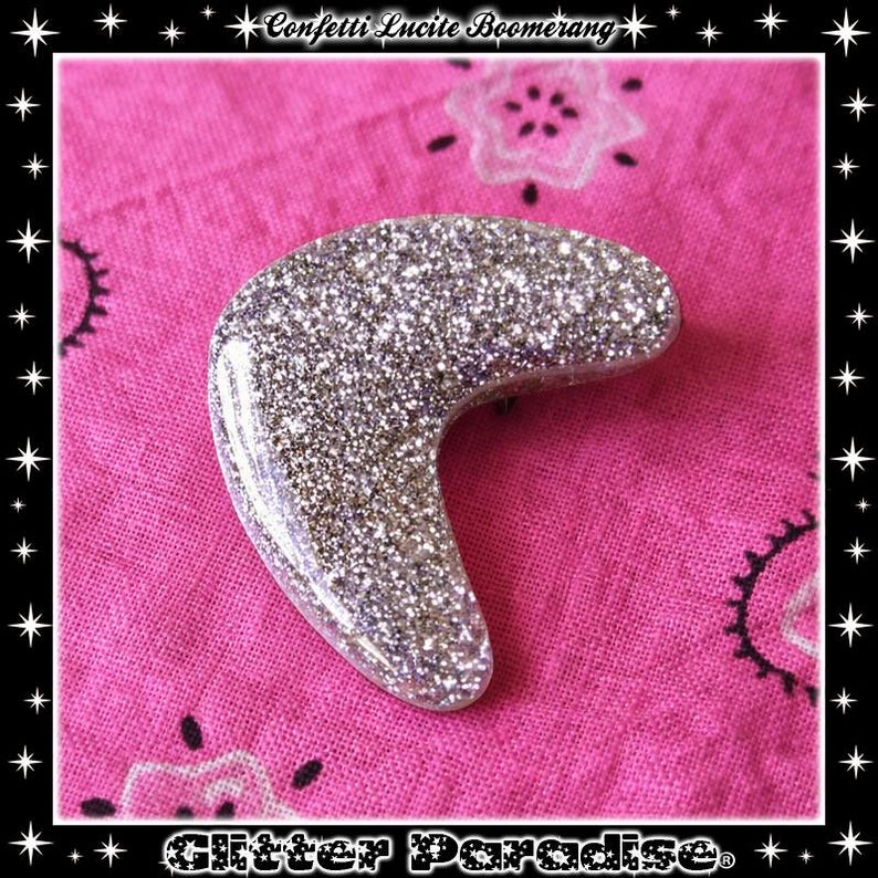 Atomic Boomerang Brooch: Mid-Century Modern Glitter Lucite Pin Silver