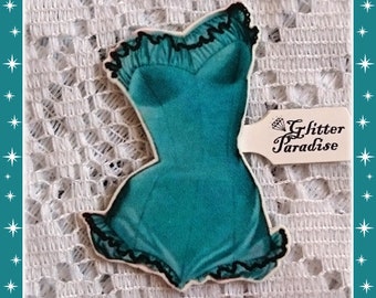 Retro Swimsuit Brooch: Frilly Pin-up Style - Glitter Paradise®