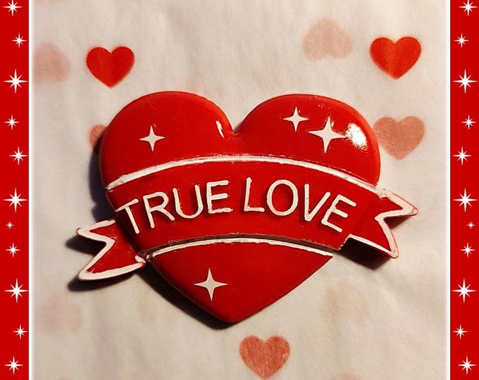True Love Sparks - Brooch - Heart Brooch - Pink Heart - Valentine’s Jewelry - True Love - Pink Heart Jewelry - I Love U - Glitter Paradise®