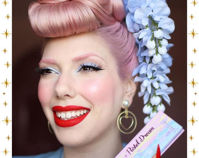 Marilyn Hoops with Heart - Earrings - Hoop Heart Jewelry - My Valentine - I Love U - Romantic - Valentine's Jewelry Gift - Glitter Paradise®
