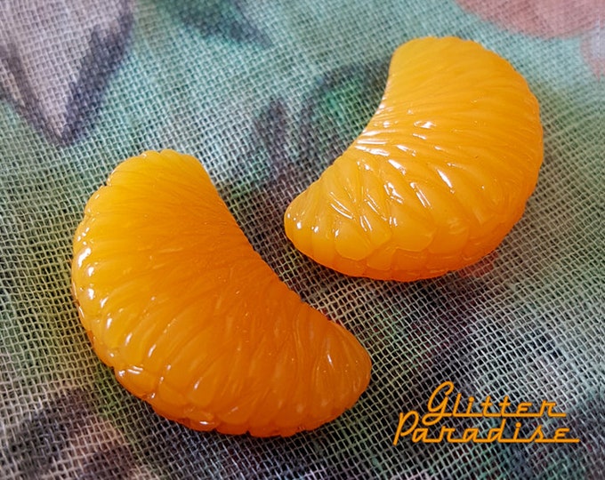 Madarin Wedge - Earrings - Mandarin - Tangerine - Mandarine - Citrus - Fruits - Vintage Exotica - 50s Fakelite Earrings - Glitter Paradise®