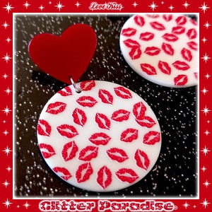 Love Kiss - Earrings - Lips Earrings - Retro Valentines- Valentines Gift - Kiss Earrings - Kiss Jewelry - Kiss Earrings - Glitter Paradise®