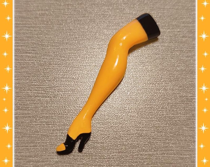 Pinup Leg and Mule in Color - Brooch - Pinup Leg Brooch - Leg Brooch - Pinup Legs Jewelry - Legs Brooch - Novelty Brooch - Glitter Paradise®