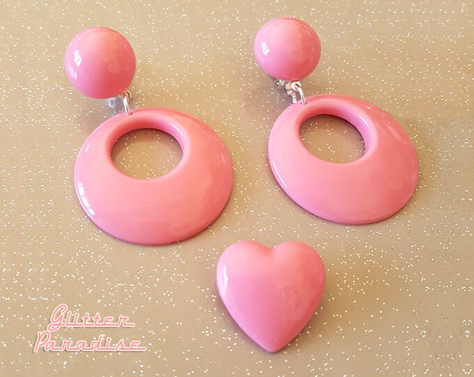Sweetheart Set - Earrings - Hoops Earrings & Heart Brooch - Pinup - 1950s - Fakelite Earrings - Marilyn Hoops - Pin-Up - Glitter Paradise®