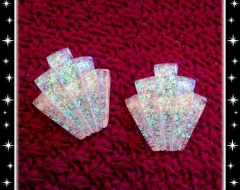 Lucite Deco Shell Earrings: 50s Retro Jewelry (32 mm)
