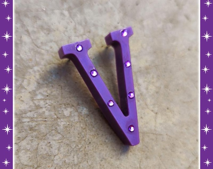 V for Victory - Brooch - 1940s Brooch - Retro V for Victory Brooch - Wartime Symbol - WWII Victory Pin - Vintage Style - Glitter Paradise®