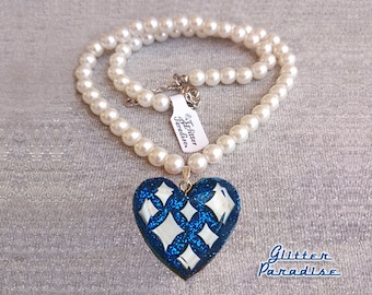 Lucite Sparkles Heart Blue & White Pearls - Necklace - Confetti Lucite - Retro - Mid-Century Modern - Heart Necklace - Glitter Paradise®