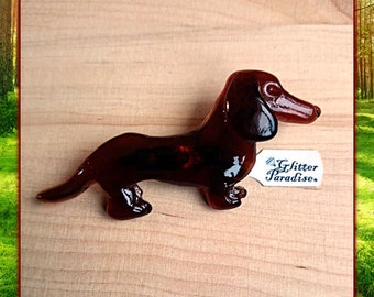 Fakelite Andre the Sausage Dog - Brooch - Dog Brooch - Sausage Dog - Dachshund - Novelty Brooch - Retro - Mid Century - Glitter Paradise®