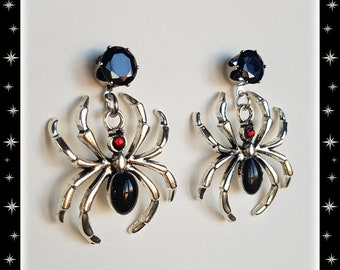 Spider Deluxe - Earrings - Retro Halloween Jewelry - Gothic Chic - Spiderweb Earrings - Gothic Lolita - Ghoul Jewelries - Glitter Paradise®