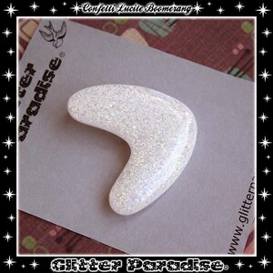Atomic Boomerang Brooch: Mid-Century Modern Glitter Lucite Pin White