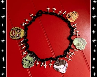 Love Your Monsters Spark - Necklace - Classic Monsters - 50s Vintage Classic Monsters - Frankenstein - Classic Monsters - Glitter Paradise®