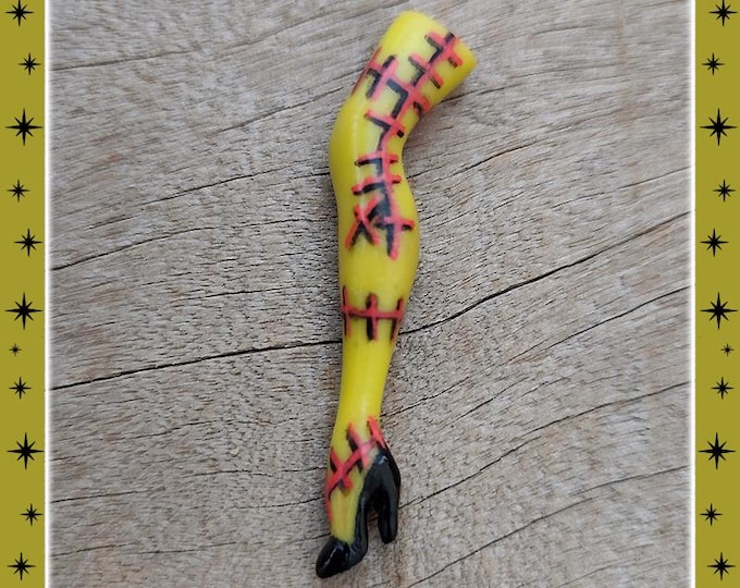 Zombie Pinup Leg - Brooch - Pinup Leg Brooch - Zombie Leg Brooch - Undead Jewelry - Zombie Girl Jewelry - Zombies - Glitter Paradise®