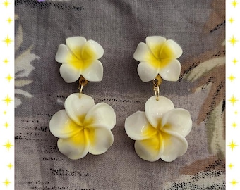 Double Plumeria – Earrings – Frangipani Flowers Jewelry – Frangipani Jewelry – Vahine Jewelry - Frangipani Earrings – Glitter Paradise®