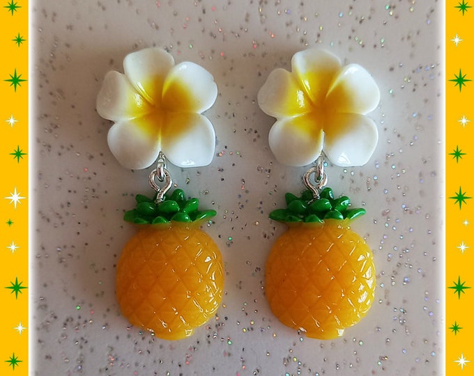 30s Celluloid Style Pineapple & Plumeria - Earrings - Pineapple Earrings - Pineapple Necklace - 30s Vintage Celluloid - Glitter Paradise®