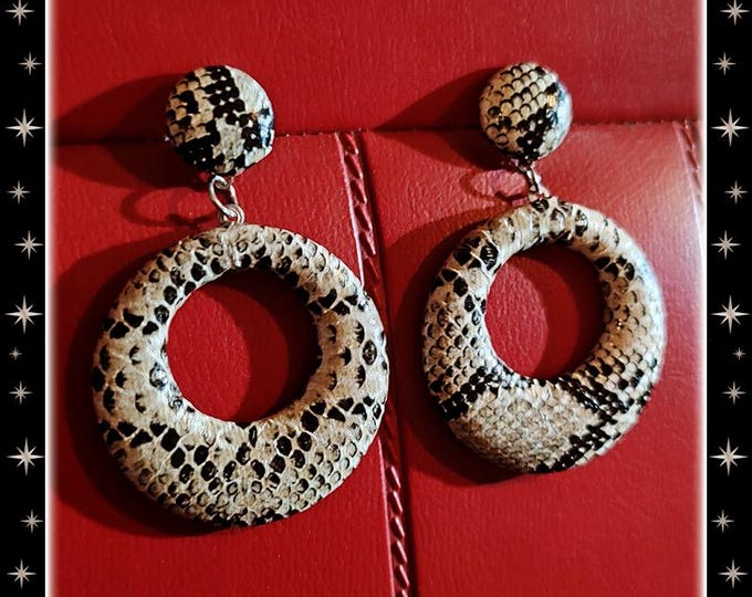 Snake Hoops - Earrings - Snake Hoops Skin - Sake Skin Earrings - Snake Jewelry - Wild Style Earrings - 50s Wild Earrings - Glitter Paradise®
