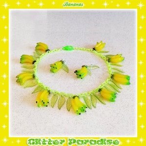 Celluloid bananensieradenset uit jaren 30: handgemaakte oorbellen en ketting