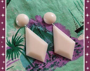Kite Drops Plain - Earrings - Confetti Lucite Earrings - Glitter 50s Kite Shape Earrings - Mid-Century Modern Earrings - Glitter Paradise®
