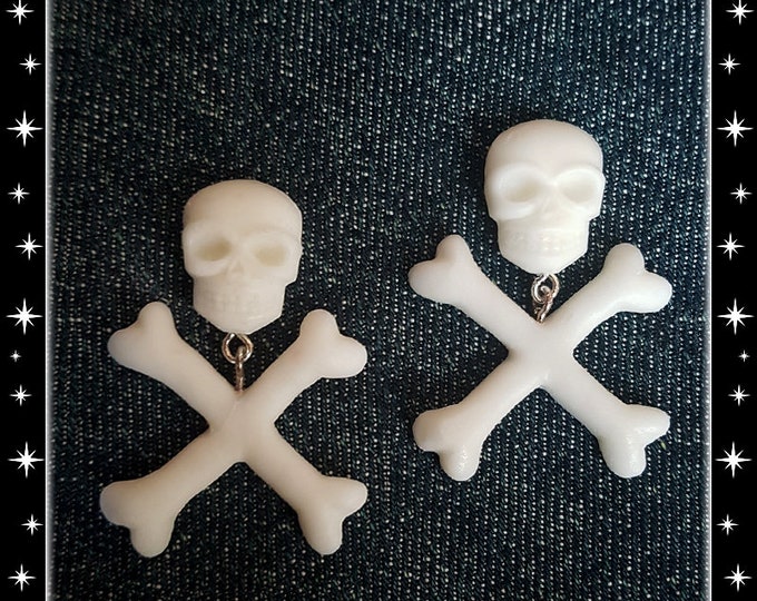 Skull and Crossed Bones - Earrings - Skull - Ghoul - Punk - Rockabilly - Cute & Dead - Crossed Bones - Gothic - Dead - Glitter Paradise®