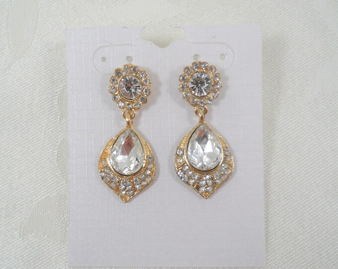 Sparkling Clear Rhinestones Post Pierced Dangle Earrings