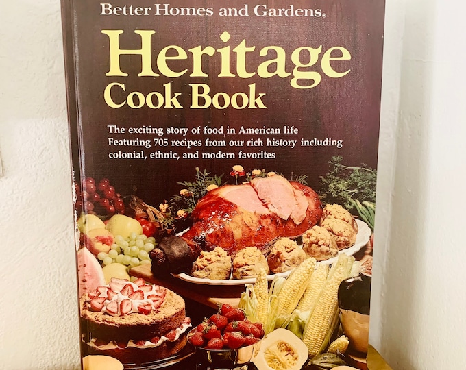 Better Homes and Gardens Heritage Cook Book Hardcover 1975