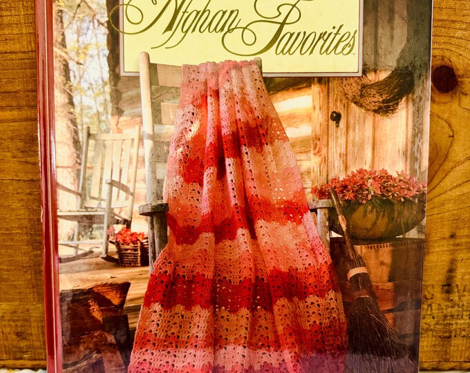 Afghan Favorites Featuring Over 50 Warm Crocheted Afghans Blankets 1994