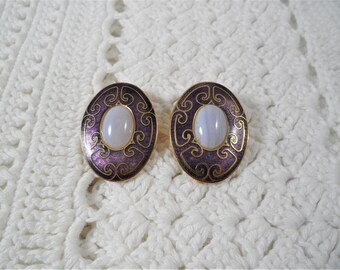Signed Mona So Purple Cloisonne Gold Tone Clip On Oval Earrings