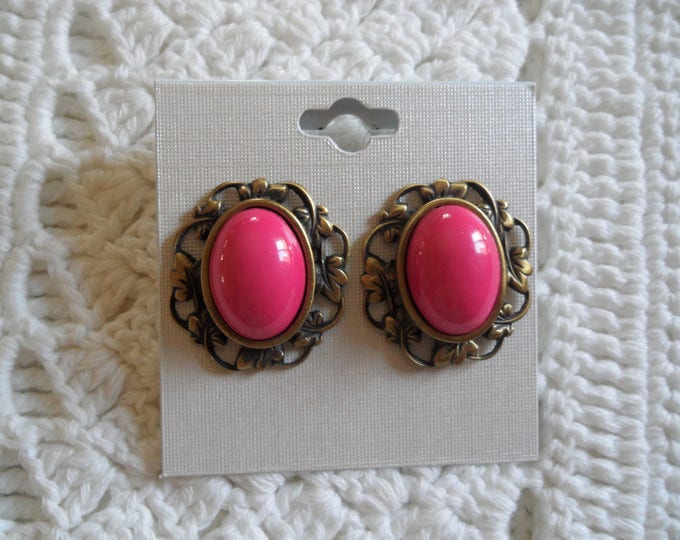 Elegant Fuchsia Decorated Vine Bronze Tone Oval Pierced Earrings