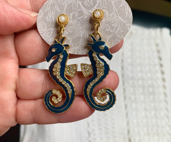 Gorgeous Blue Enameled Clear Crystals Seahorse Da… - image 4