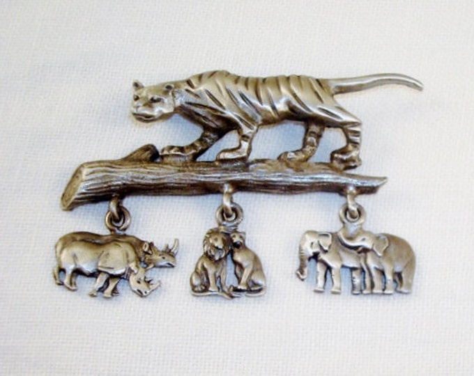 Lovely Wild Animal Pewter Vintage Brooch Pin