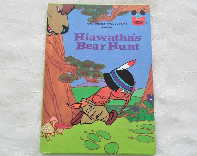 Walt Disney Productions Presents Hiawatha's Bear Hunt Hardcover Book 1982