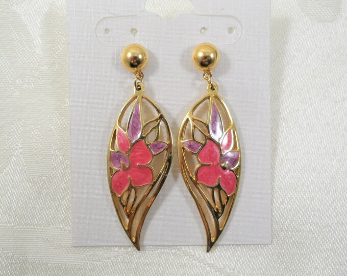 Vintage Gold Tone Fuchsia Purple Enamel Floral Dangle Earrings