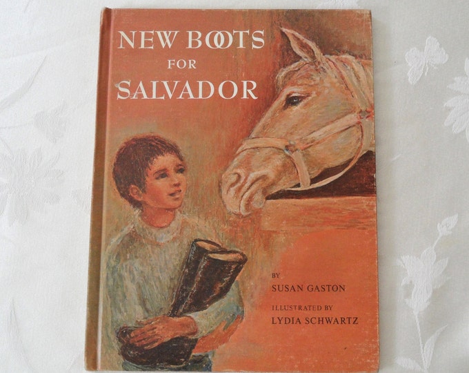 New Boots For Salvador by Susan Gaston 1972 Exlibrary Book