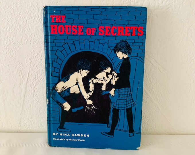 The House Of Secrets by Nina Bawden (HC, 1964)
