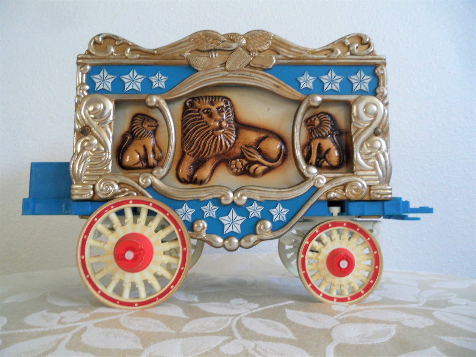Vintage Jim Beam Circus Wagon Lions Animals Decanter Etsy