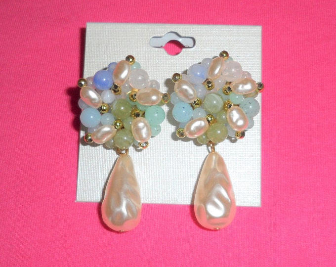 Elegant Vintage Cluster Beaded Faux Pearls Pierced Earrings