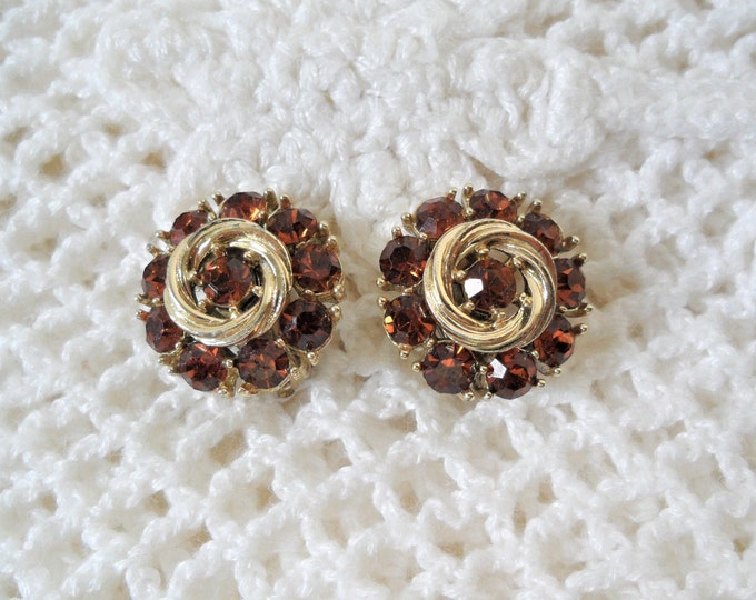 Lisner Gold Tone Brown Rhinestones Clip On Earrings