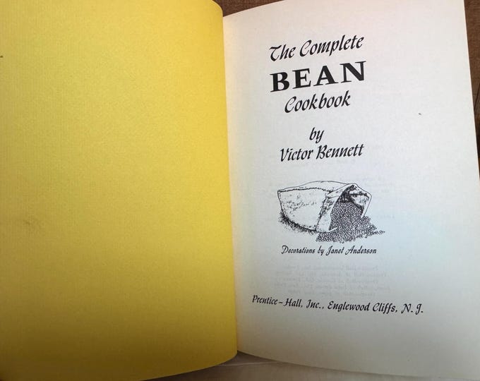 The Complete Bean Cookbook by Victor Bennett Vintage Cookery Book  1967 Hardcover