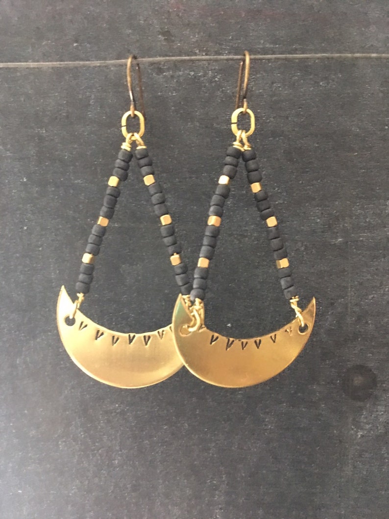 The edge of the moon earrings