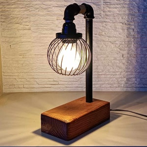 Lampada da tavolo, lampada da scrivania, lampada industriale, arredamento per la casa, lampada industriale in tubo di ferro, lampada da comodino, lampada minimalista in legno e metallo, ufficio