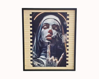 Lámina artística de monja gótica tatuada – Decoración de pared religiosa oscura