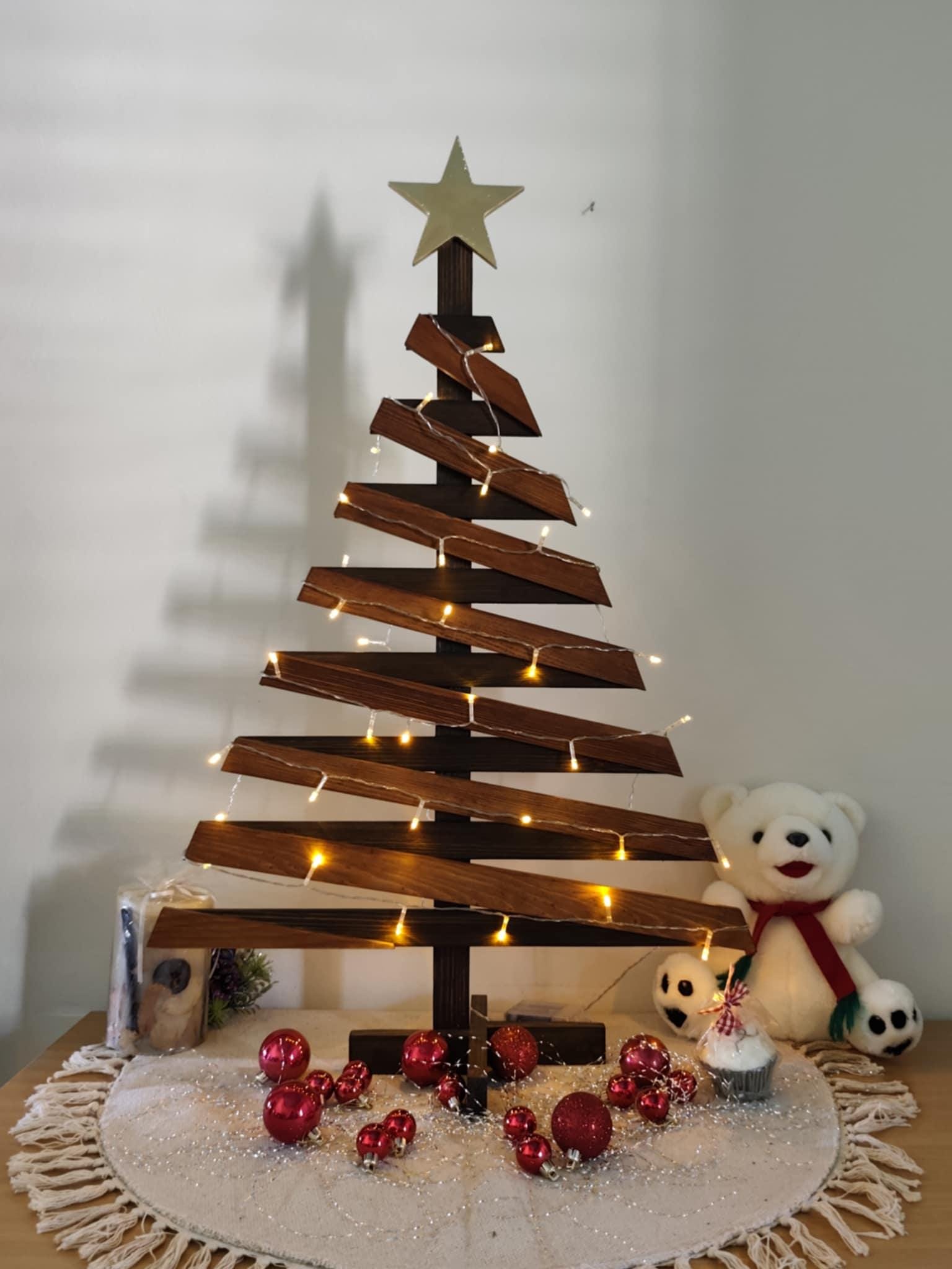 Rustic Wooden Christmas Tree: Handmade Farmhouse Holiday Decor