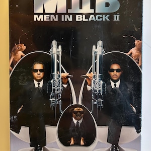 Men In Black II - 2002 (SEALED) Vintage VHS Video Movie Cassette Tape