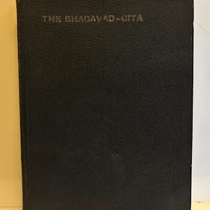 The Bhagavad Gita - 1913 Vintage Paperback Book (RARE)