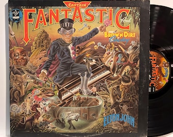 Elton John - Captain Fantastic And The Brown Dirt Cowboy - 1975 OG Vintage Vinyl Record with Lyric Booklet, Poster and Fanzine