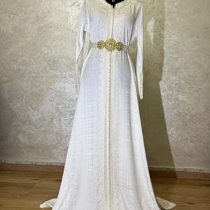 Elegant White Moroccan Caftan Gold Belt,moroccan velvet kaftan,Moroccan dress,Kaftan, Bride dress,wedding caftan,Nikah Dress,Moroccan Kaftan
