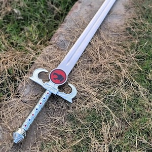 Handcrafted Sword of Omens| Stunning Thundercats Lion-O Replica Cosplay Weapon Collectible Fantasy Sword – Unique Gift for Fans on Christmas