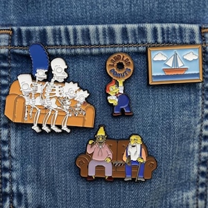 The Simpsons Parody Enamel Pin – Retro Animated Style Pin – Funny Pop Culture Lapel Badge