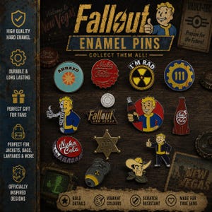 Puede incluir: Una colección de pines de esmalte de Fallout con varios diseños, incluyendo tapas de botellas de Nuka Cola, una bomba y el personaje Vault Boy. Los pines son de colores vibrantes y resistentes a los arañazos.