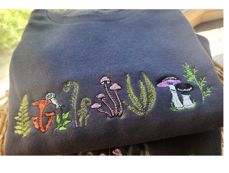 Embroidered Fern & Mushroom Sweatshirt: Nature-Inspired Cottagecore Charcoal