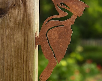 5'' Vintage Metal Woodpecker Silhouette Garden Decor, Rustic Bird Yard Art, Outdoor Tree Decoration, Metal Wall Hanging, Farmhouse Ornament
